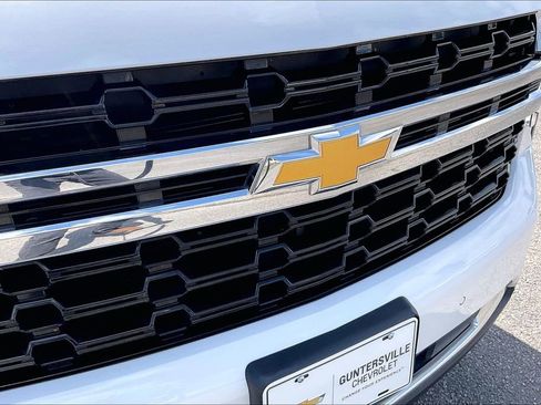 Used 2024 Chevrolet Tahoe LS RWD image 28