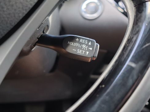 Used 2021 Toyota C-HR Nightshade image 18