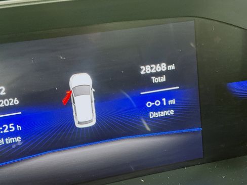 Used 2025 Volkswagen Jetta Sport image 18