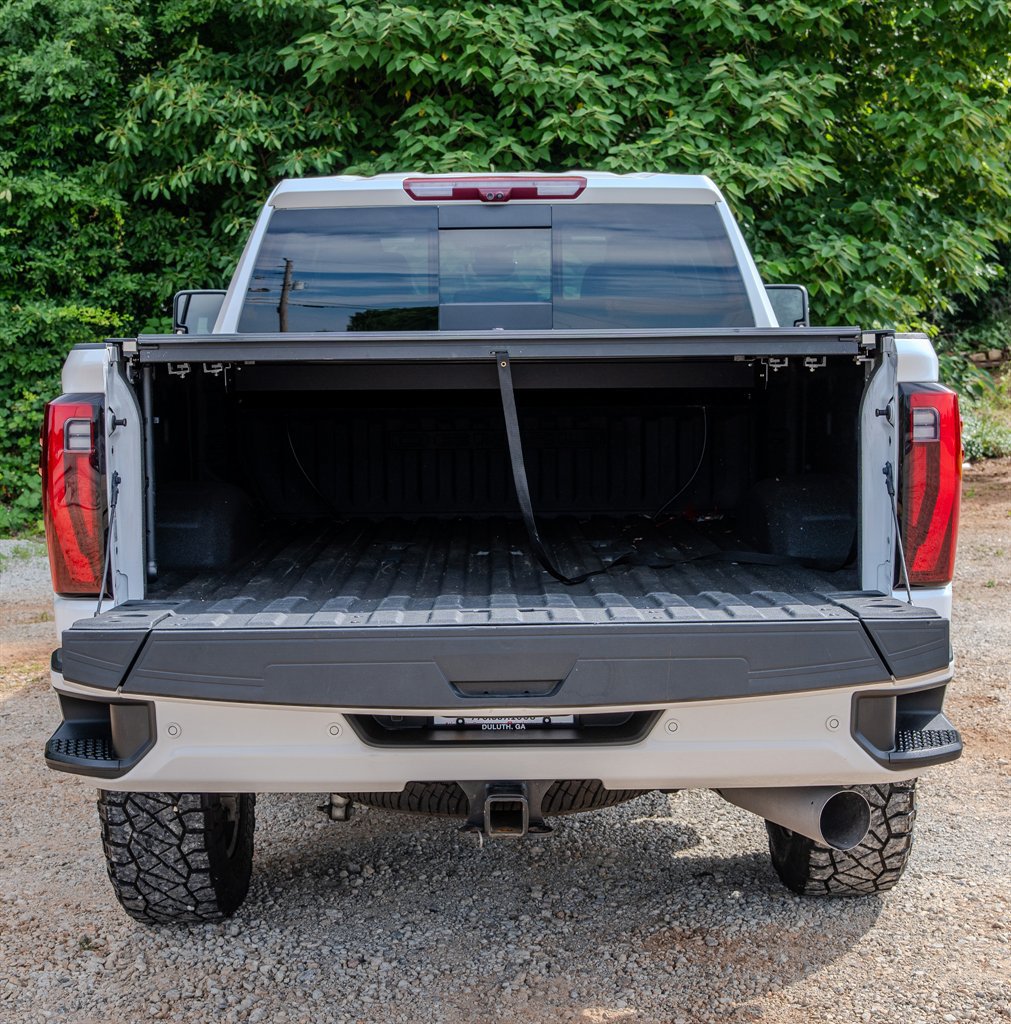 Used 2024 GMC Sierra 2500 Denali w/ Denali Reserve Package AWD/4WD image 9