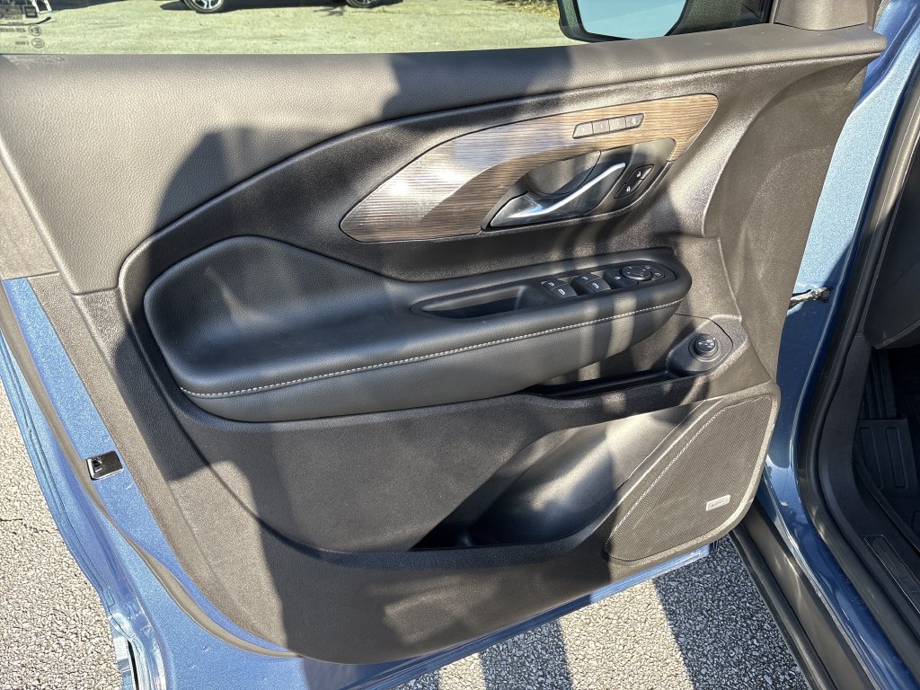 Used 2024 GMC Terrain Denali w/ LPO, Floor Liner Package AWD/4WD image 17