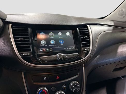 Used 2019 Chevrolet Trax LT AWD/4WD image 16