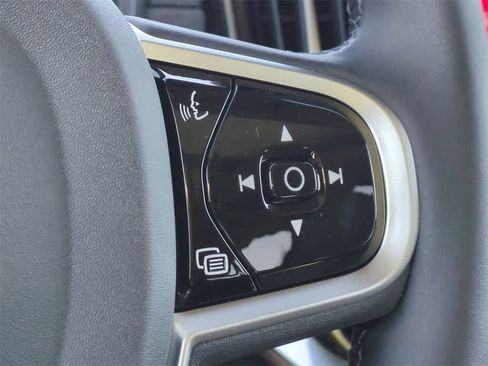 Used 2026 Volvo XC90 B6 Plus w/ Protection Package Premier image 24