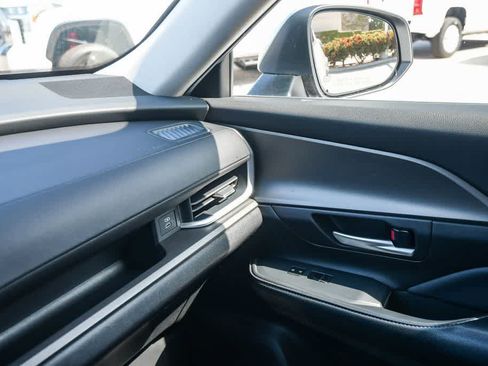 Used 2025 Toyota Grand Highlander AWD Hybrid image 24