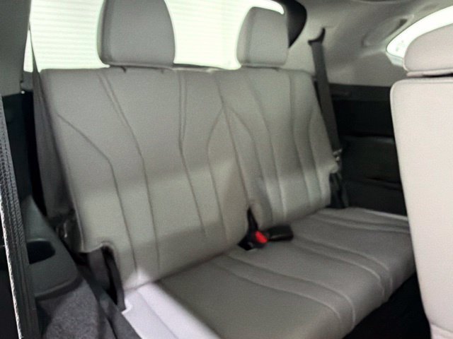 Certified 2026 Acura MDX w/ Technology Package AWD/4WD image 26