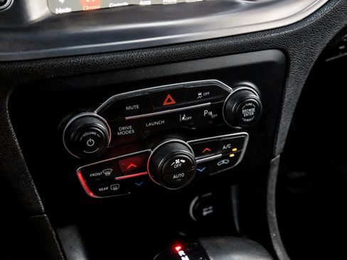 Used 2023 Dodge Charger Scat Pack w/ Technology Group RWD image 27