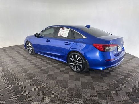 Used 2023 Honda Civic EX image 9