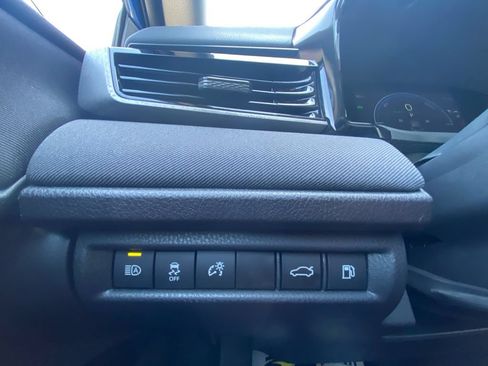 Used 2025 Toyota Camry LE w/ Convenience Package AWD/4WD image 18