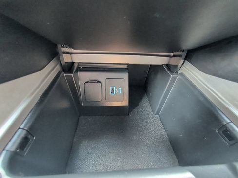 Used 2022 Ford Explorer Timberline AWD/4WD image 25