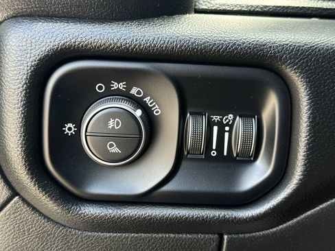 Used 2025 RAM 1500 Big Horn AWD/4WD image 27