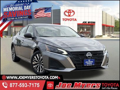 Used 2025 Nissan Altima 2.5 SV