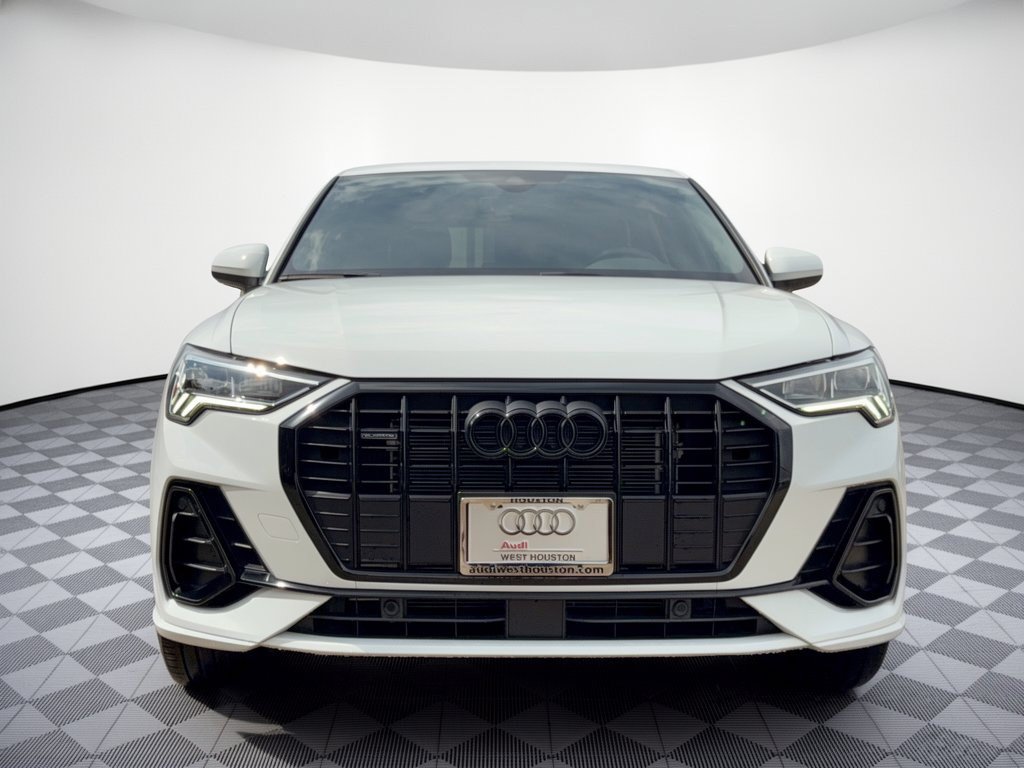Certified 2024 Audi Q3 2.0T Premium w/ Convenience Package AWD/4WD image 6