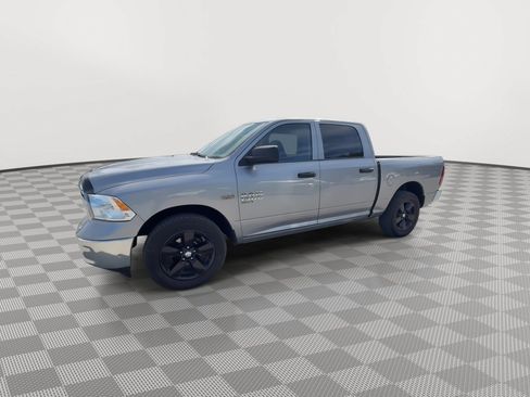 Used 2023 RAM 1500 Classic SLT AWD/4WD image 4