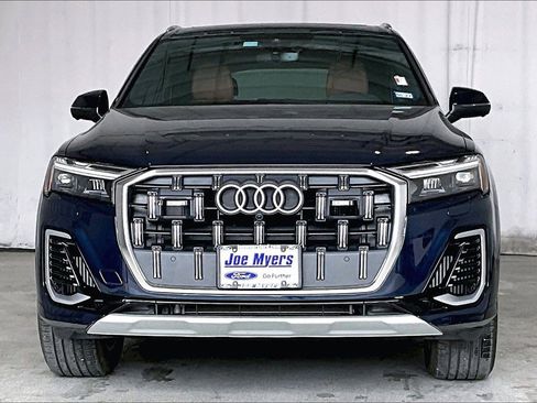 Used 2025 Audi Q7 3.0T Premium image 3