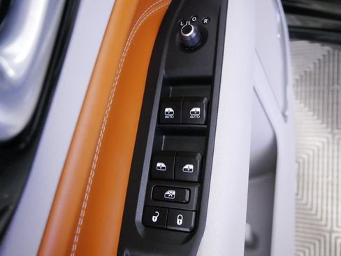 Certified 2023 Jeep Compass Limited w/ Elite Group AWD/4WD image 23