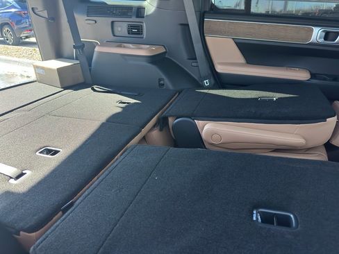 New 2026 Hyundai Santa Fe Calligraphy w/ Tow & Go Package AWD/4WD image 39