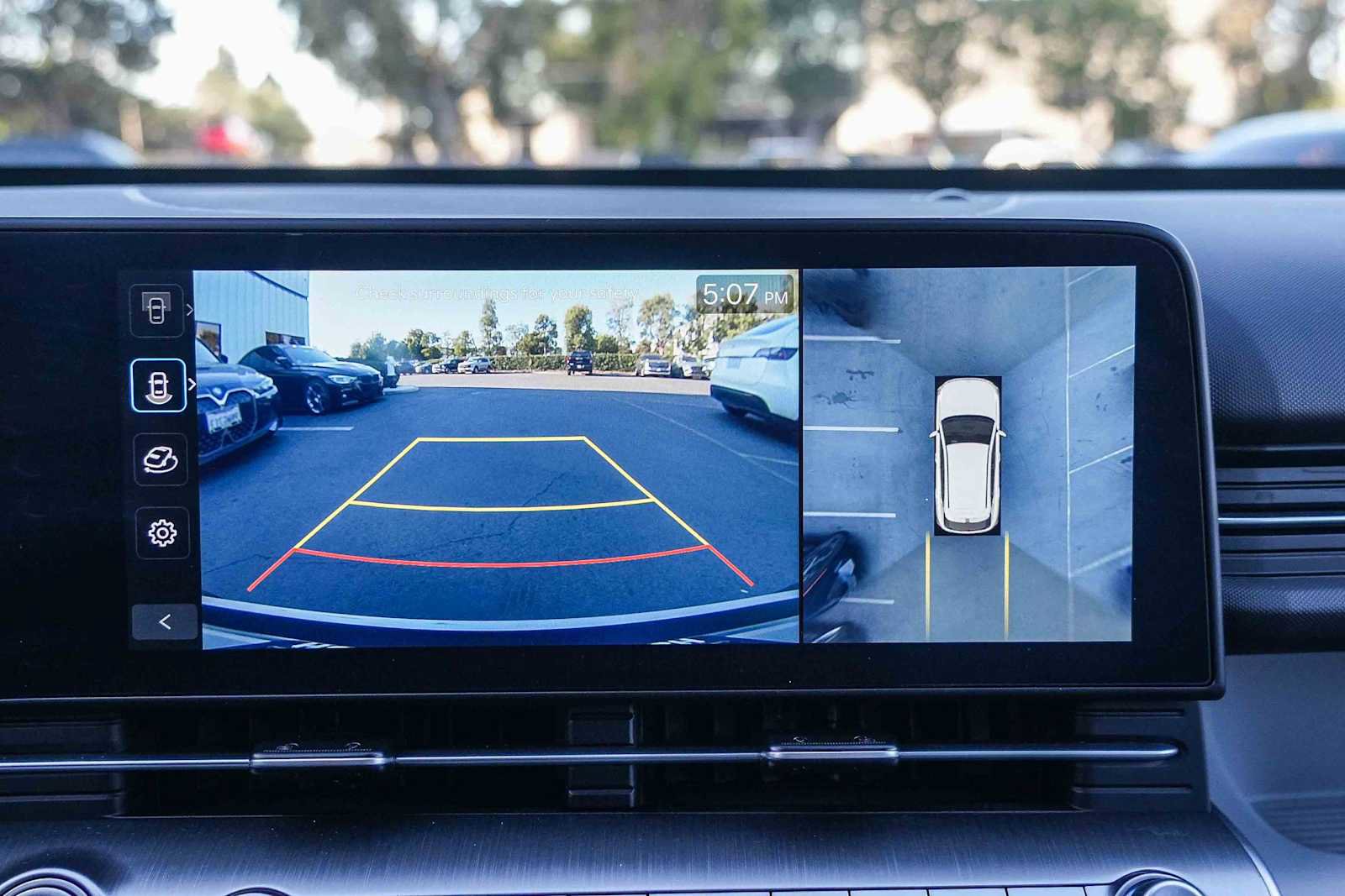 Certified 2024 Hyundai Kona Limited FWD image 24