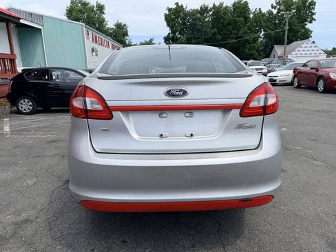 Used 2011 Ford Fiesta SE w/ 202A Rapid Spec Order Code FWD image 4