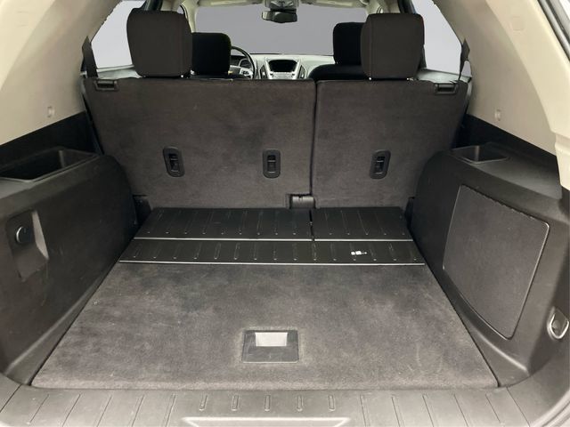 Used 2017 Chevrolet Equinox LT w/ Convenience Package AWD/4WD image 14