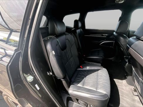 Used 2024 Kia Telluride SX Prestige X-Line AWD/4WD image 20