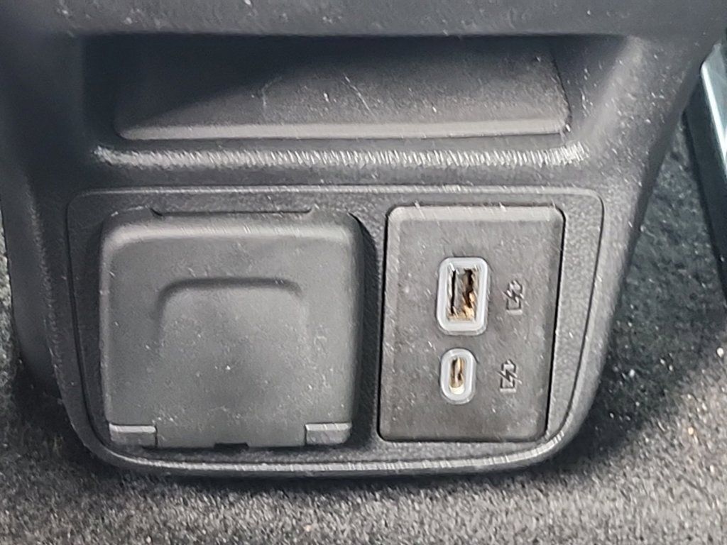 Used 2023 Chevrolet TrailBlazer LT w/ Convenience Package FWD image 26