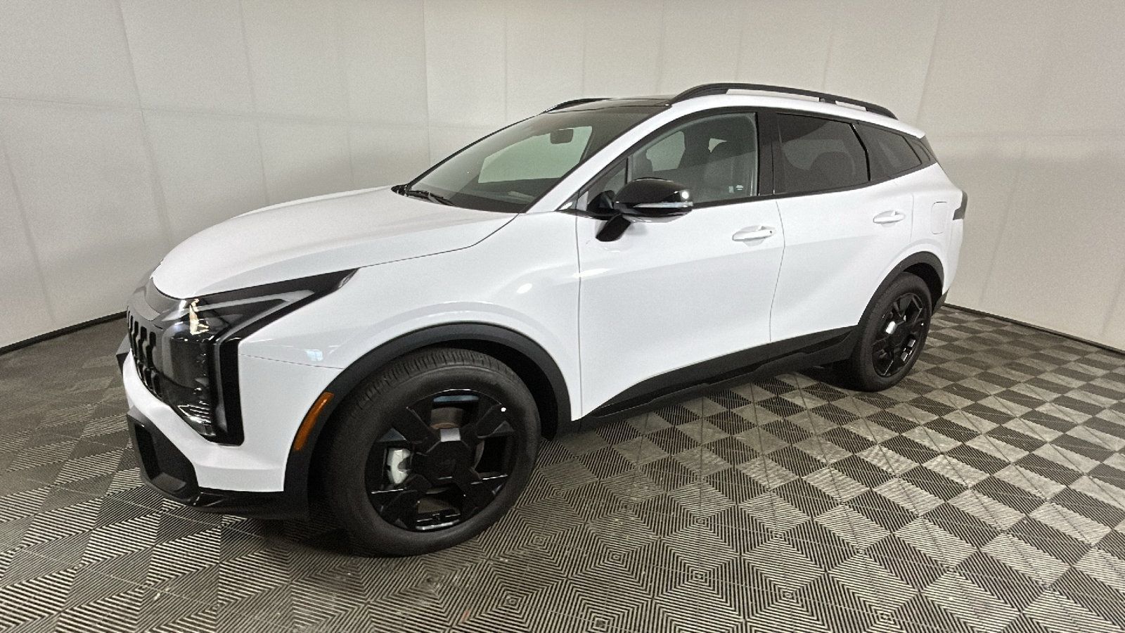 Used 2026 Kia Sportage X-Line w/ X-Line Premium Package AWD/4WD image 8