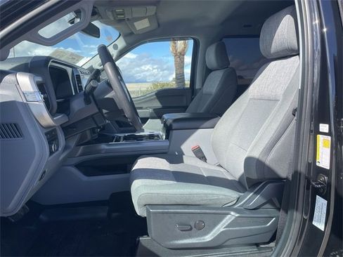Used 2024 Ford F250 XLT w/ Black Appearance Package image 20