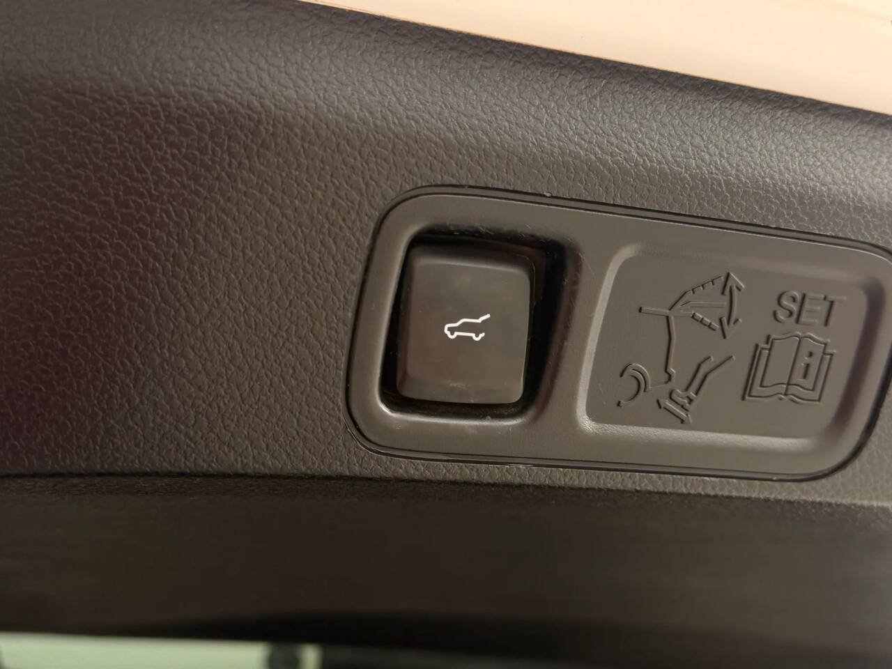 Used 2019 Ford Expedition Max Limited AWD/4WD image 19
