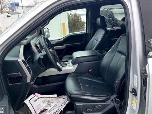 Used 2018 Ford F150 Lariat w/ Equipment Group 502A Luxury image 27