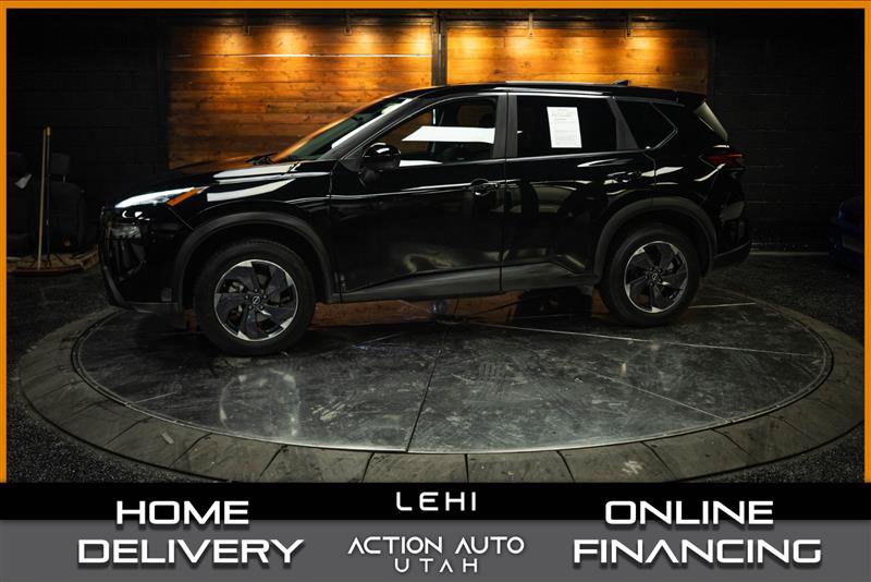 Used 2025 Nissan Rogue SV FWD image 1