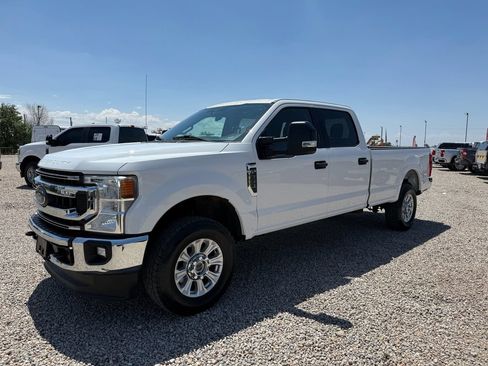 Used 2020 Ford F250 XLT w/ XLT Value Package AWD/4WD image 4