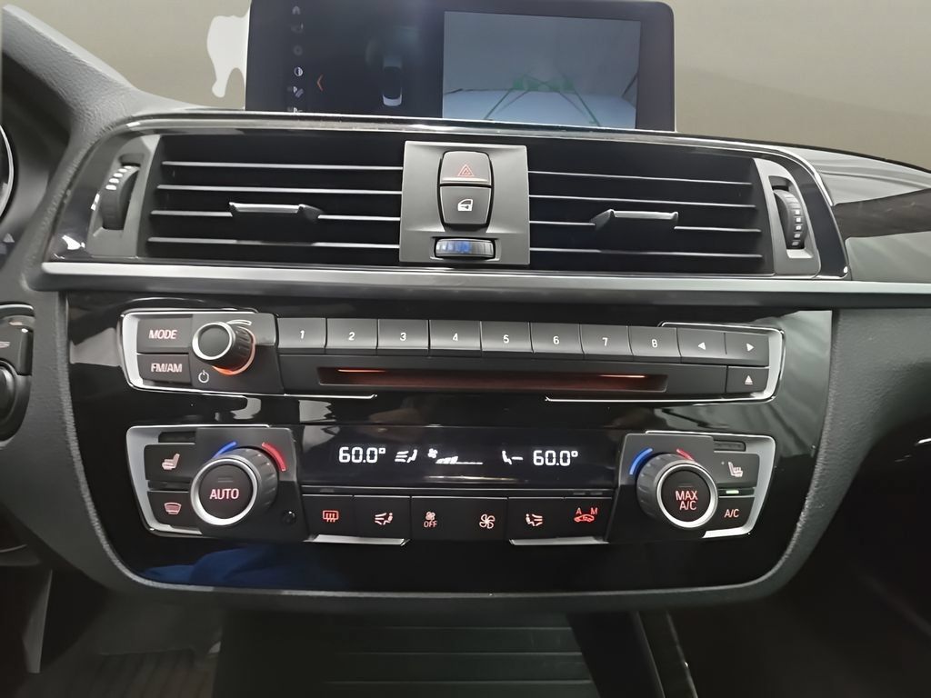 Used 2020 BMW 230i xDrive Convertible w/ Premium Package AWD/4WD image 39