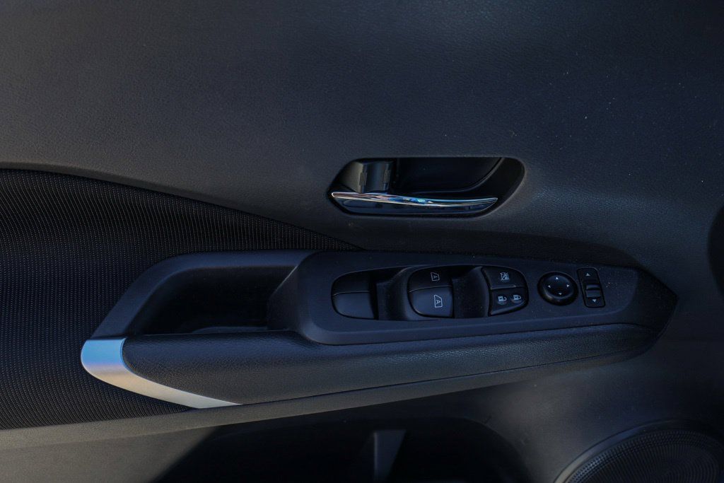 Used 2024 Nissan Kicks SV FWD image 26