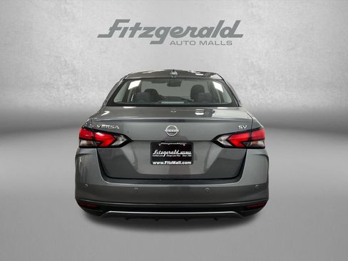 Used 2024 Nissan Versa SV FWD image 4