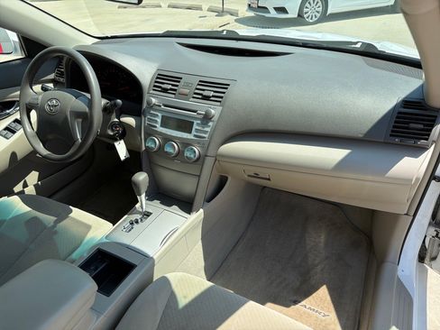 Used 2009 Toyota Camry LE FWD image 27