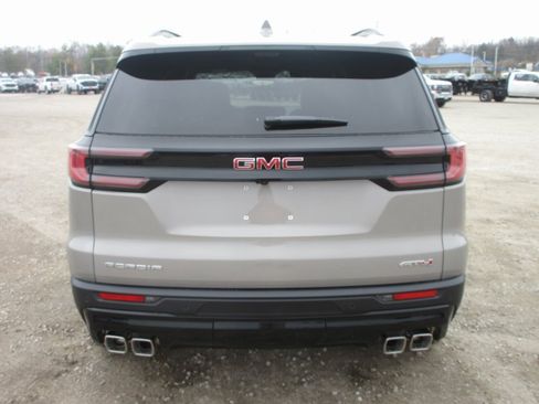 New 2026 GMC Acadia AT4 image 6