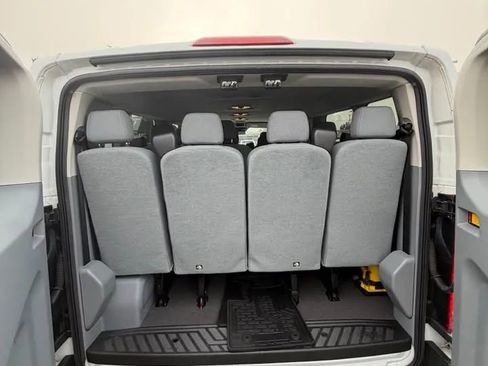 Used 2015 Ford Transit 350 XLT image 14