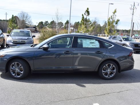 New 2026 Honda Accord EX-L image 7