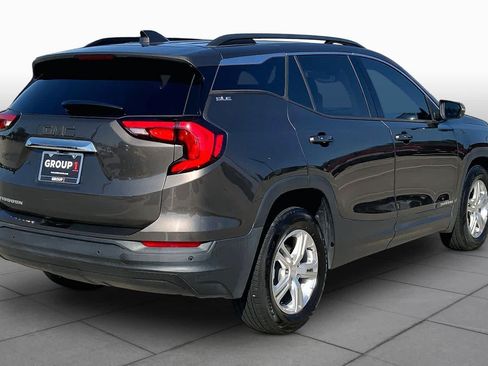 Used 2019 GMC Terrain SLE w/ Driver Convenience Package FWD image 13