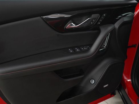 Used 2024 Chevrolet Blazer RS w/ Driver Confidence II Package image 24