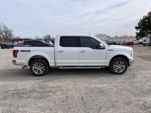 Used 2016 Ford F150 Lariat image 6