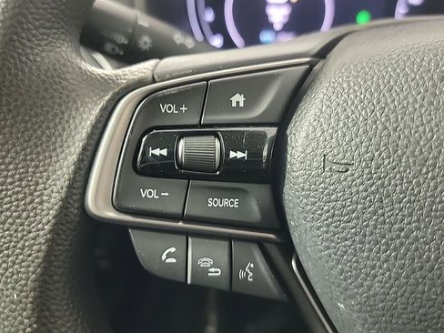 Certified 2018 Honda Accord LX image 25