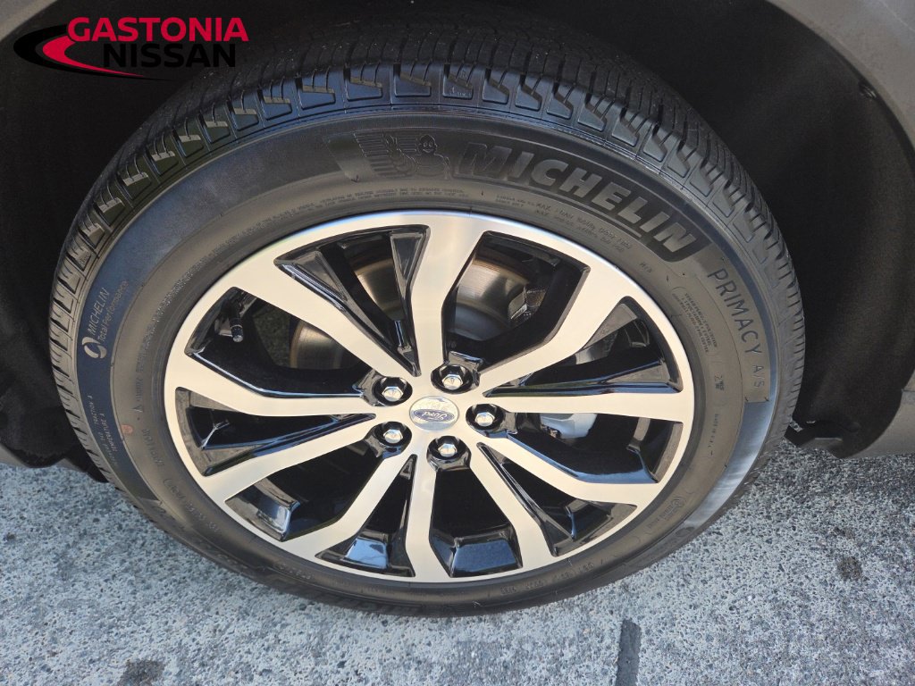 Used 2025 Ford Explorer ST-Line AWD/4WD image 15