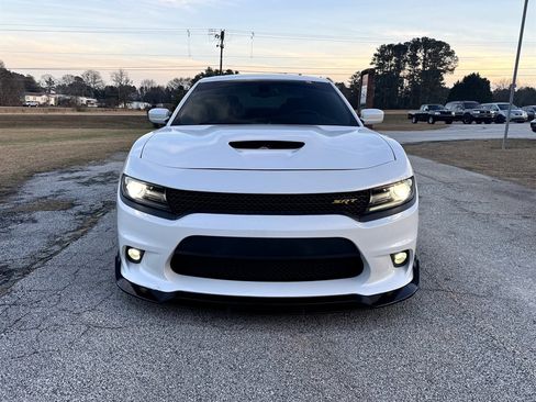 Used 2016 Dodge Charger SRT image 2