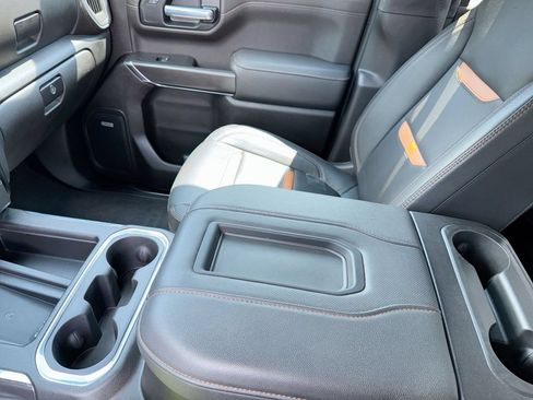 Used 2021 GMC Sierra 1500 AT4 w/ AT4 Value Package AWD/4WD image 24