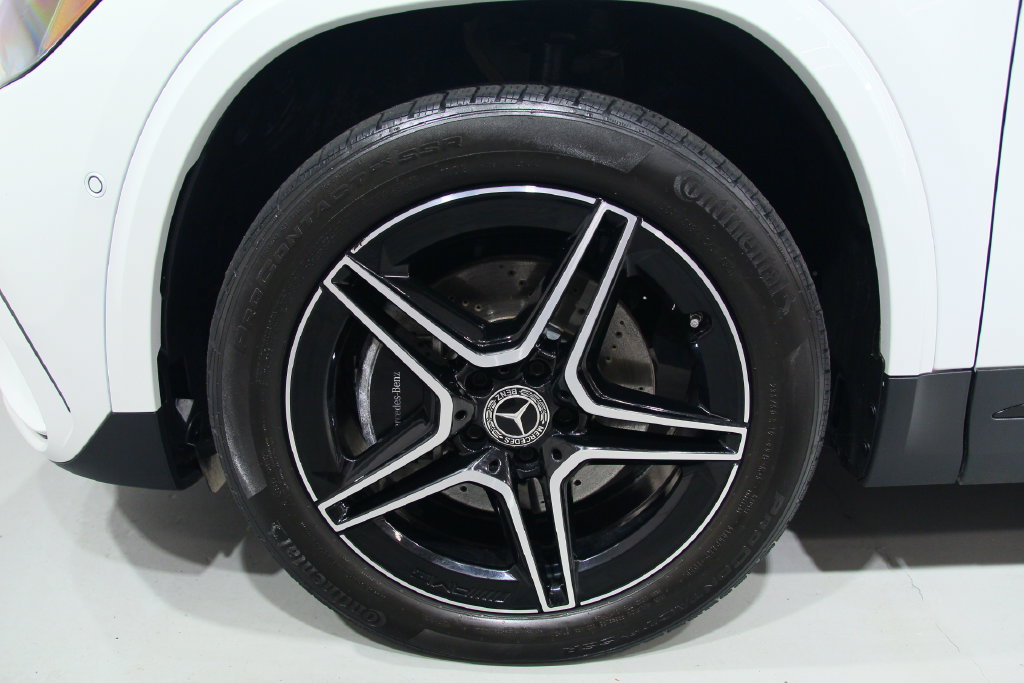 Certified 2024 Mercedes-Benz GLA 250 4MATIC image 19
