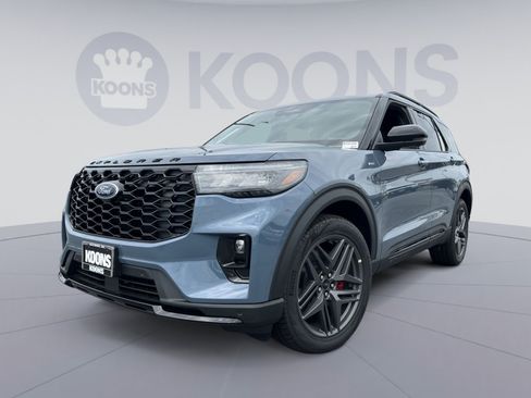 New 2026 Ford Explorer ST-Line w/ ST-Line Street Pack AWD/4WD image 1