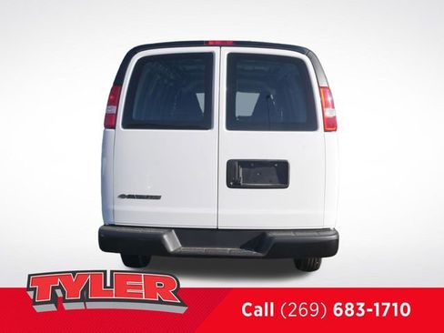 New 2026 Chevrolet Express 2500 w/ Driver Convenience Package RWD image 7