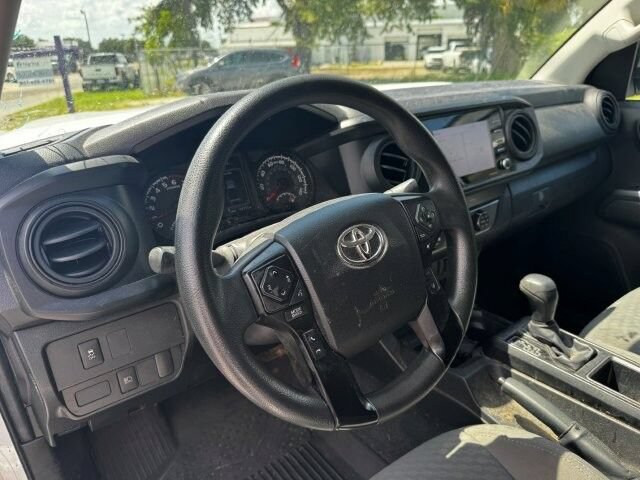 Used 2022 Toyota Tacoma SR w/ SR Convenience Package RWD image 7