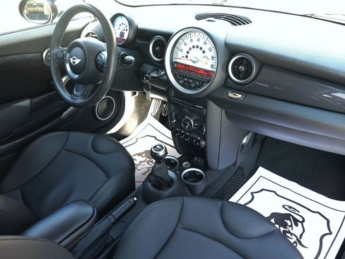 Used 2014 MINI Cooper Clubman S FWD image 24